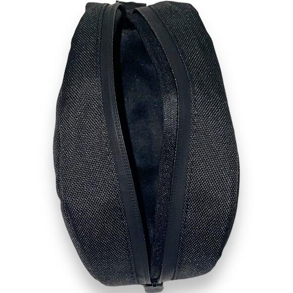 Beats by Dr Dre Headphones Replacement Canvas Travel Case with Carabiner Black - Picture 5 of 6